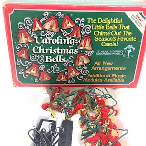 YE MERRIE MINSTREL Caroling Christmas Bells - Vintage From 1989
