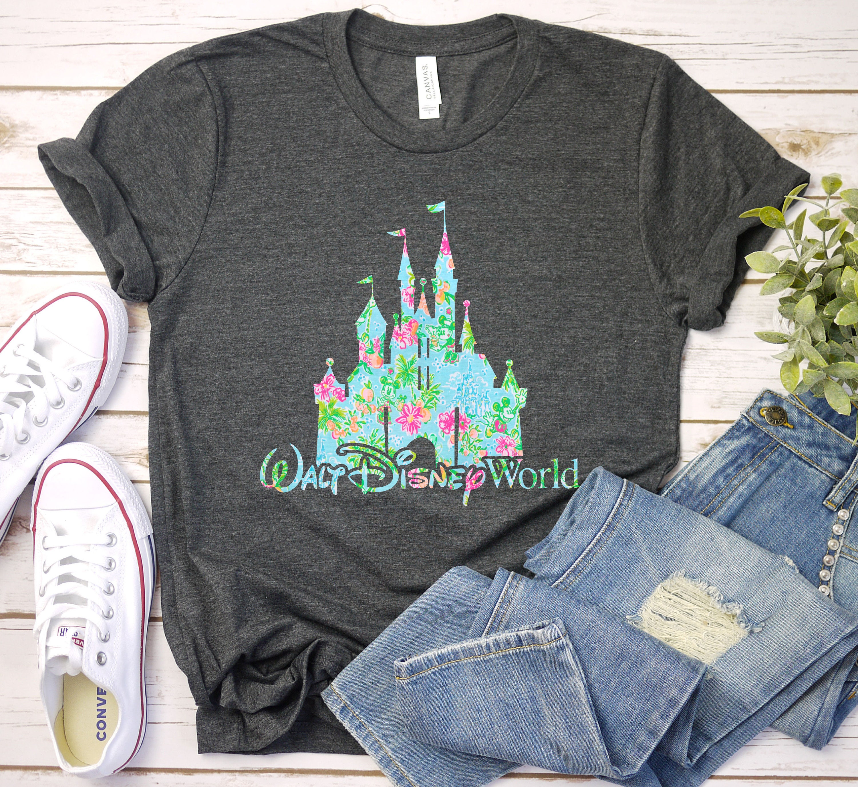 Discover Castle Lilly Disney Mickey Minnie Magic Kingdom Disney World Disneyland T-Shirt