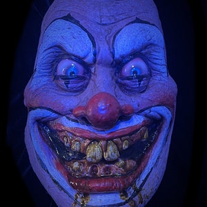 Evil Clown image 3
