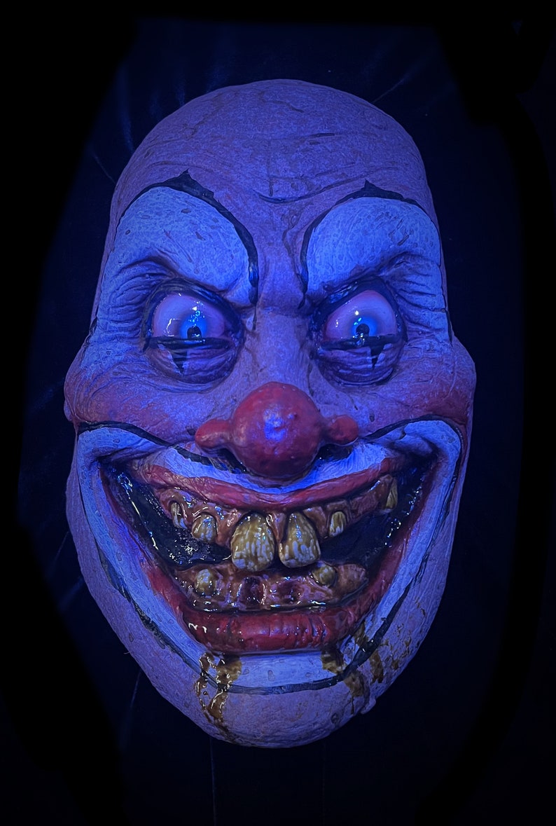 Evil Clown image 3