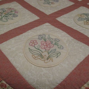 Hand Embroidered Queen-sized Quilt image 2