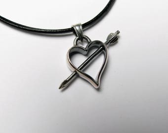 Shot through the open heart pendant, heart arrow pendant, spinning arrow pendant, silver valentines gift, Archery Jewelry