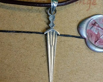 Cinquedea sword pendant in silver, Italian sword pendant, dagger pendant. Silver dagger pendant