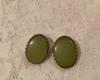 Triad Olive Green Clip Sur Boucles d’Oreilles