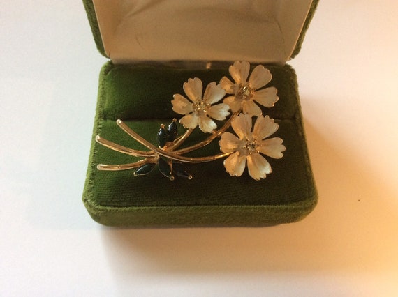 Flower Bouquet Brooch - image 2