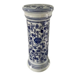 Chinoiserie Blue and White Porcelain Garden Stool