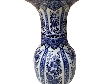 Delfts Blauw Pottery Set: Boch Royal Sphinx Ginger Jar and Vases