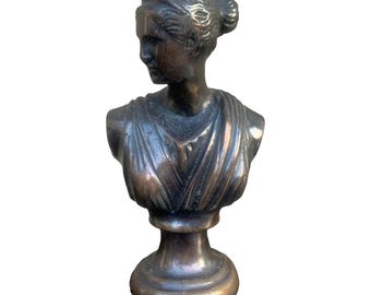 Neoklassieke Grand Tour-buste van de godin Diana-sculptuur