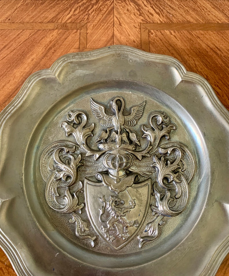 Vintage Pewter Wall Plate With Crest Etsy