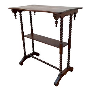 Late 19th Century American Victorian Walnut Side Table