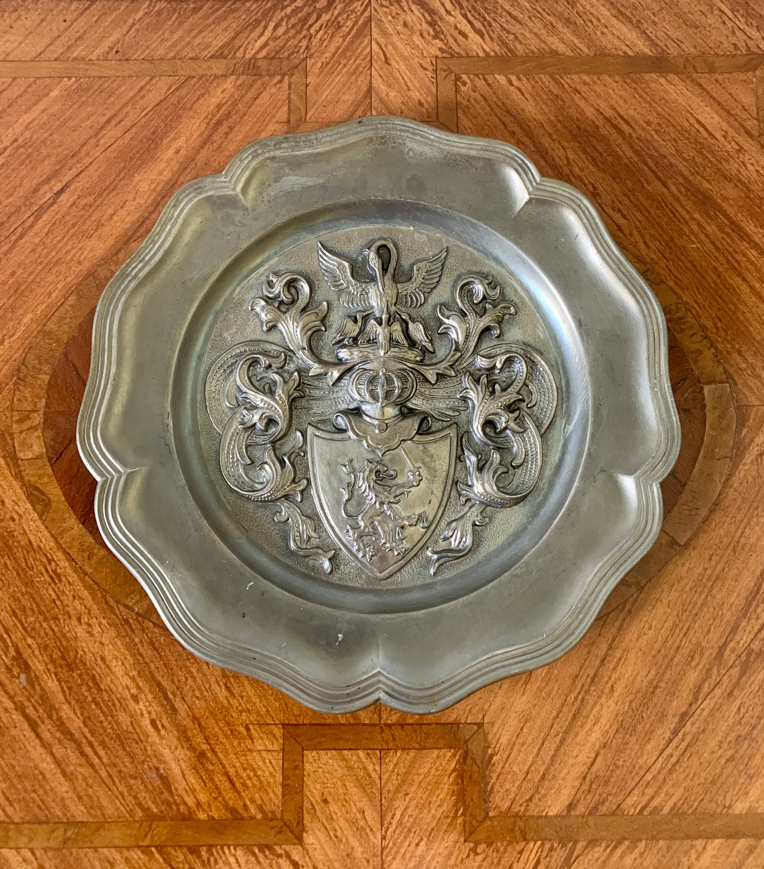 Vintage Pewter Wall Plate With Crest Etsy Ireland