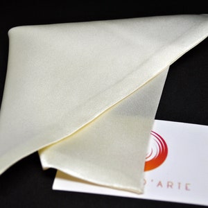 Pocket square for men made up of cream pure silk fabric