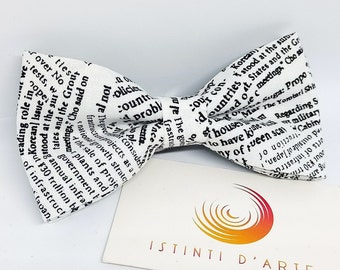 Papillon uomo o bambino bianco con scritte, farfallino bianco, idee regalo per uomo, accessori per uomo, accessori originali, giornale