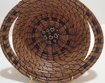 Love Hearts Wood Black and Brown Pine Needle Basket Bowl - Natural Pine Straw Recycle Organic - Gift Made in Florida USA