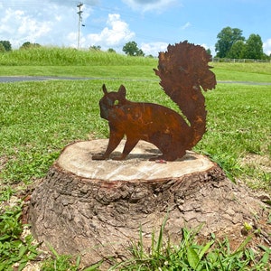 Rustic Metal Squirrel with Brackets- Tree Stump Art- Mailbox Decor- Outdoor Animal Yard Decoration- Summer Woodland Creatures Plasma Art image 3