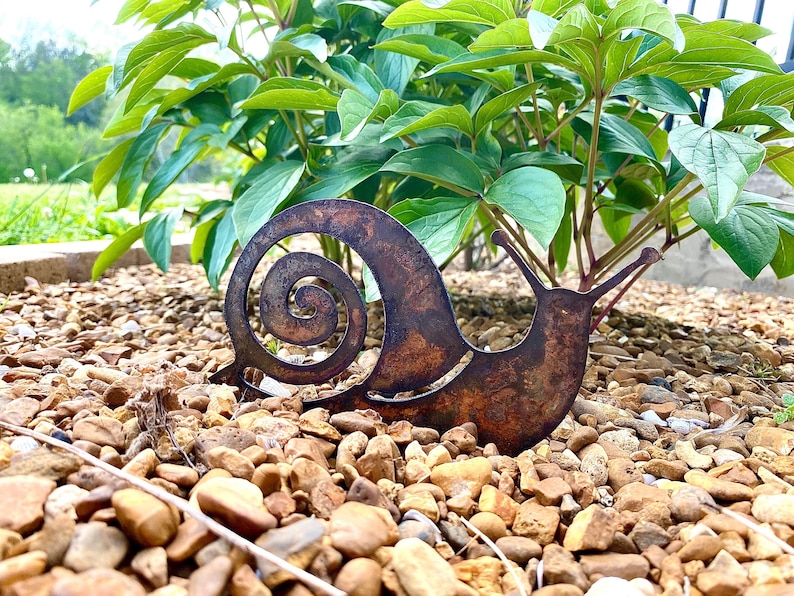 Metal Snail Shell Rustic Metal Snail Yard Art- Spring Summer Garden Decoration- Whimsical ...