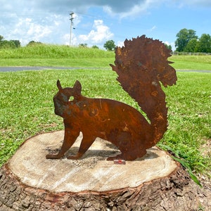 Rustic Metal Squirrel with Brackets- Tree Stump Art- Mailbox Decor- Outdoor Animal Yard Decoration- Summer Woodland Creatures Plasma Art