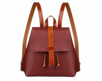 Sandori Rucksack Handtasche aus weichem, feingenarbtem, italienischem Leder Farbe Bordeaux Rot