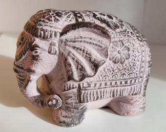 青白い陶器の象　２点セット 青白い陶器の象 2点セット 青白い陶器の象 2点セット | 陶芸