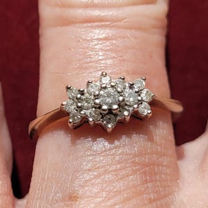 Vintage 9ct Yellow Gold 0.25 carat Natural Diamond Cluster Ring. UK size M, USA Size 6
