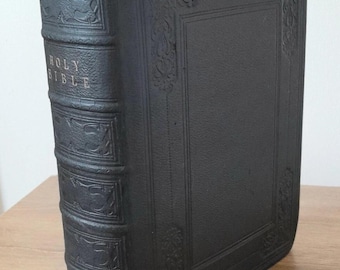 1846 Antique Victorian Family Bible, Bagsters Polyglott Bible, Leather Bound, Gold edge pages.