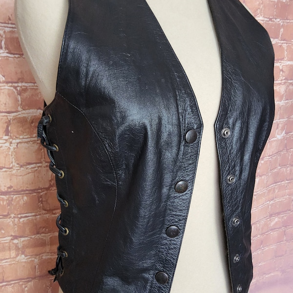 Vintage ladies Bikers Paradise Black leather waistcoat. Size Small, UK 8.