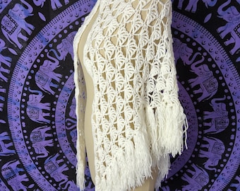 White Hand Crocheted Lacy Wool Fringed Shawl. Free size Vintage Wool Shawl, wrap.