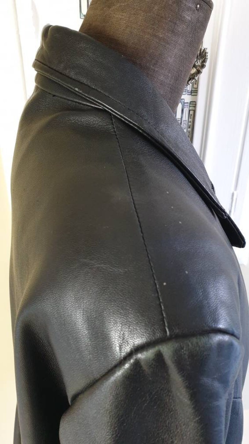 Milan vintage knee length luxury soft leather black coat size 20