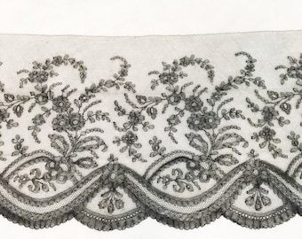 Antique 1840-1860s Silk Chantilly Bobbin Lace Black Mourning Swags Flowers Roses Flounce Victorian Edwardian Estate Museum Wide Vintage Trim