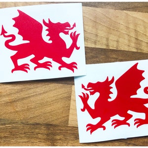 2x WELSH DRAGON CYMRU 9cm Car Window Bumper Laptop Water Bottle Vinyl Decal Stickers (Red)
