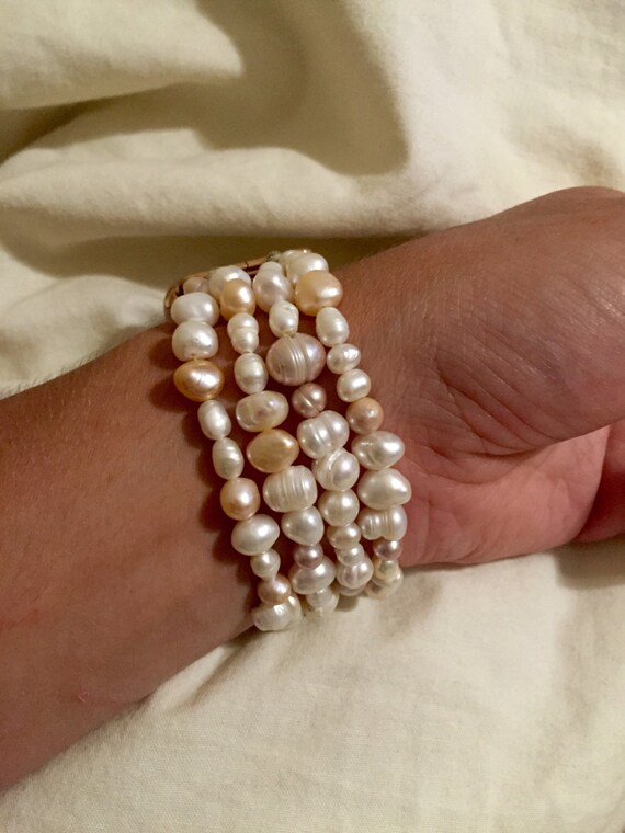 Snow White - Apple Watch Iwatch Natural Freshwater Pearl  display picture 2