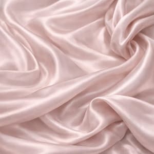 Silkeslen satinklänningstyg enfärgat lyxigt bröllopstyg 150 cm Slipper Pink