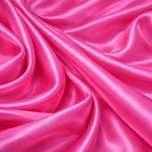 Silkeslen satinklänningstyg enfärgat lyxigt bröllopstyg 150 cm Barbie Pink