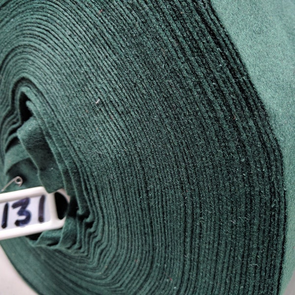 Tissu artisanal en feutre Plus de 100 couleurs différentes, vendu au mètre, de 44 po. à 112 cm de large (couleur 131).