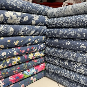 Printed Denim Chambray 100% Cotton Fabric Dressmaking Material Floral 147cm wide