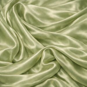Silkeslen satinklänningstyg enfärgat lyxigt bröllopstyg 150 cm Matcha