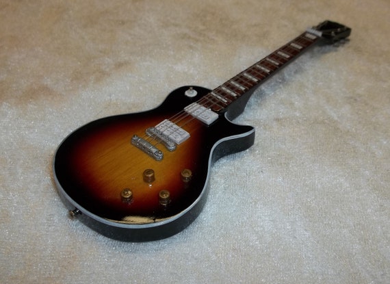 gibson les paul 1 6 figure scale replica miniature slash guns etsy