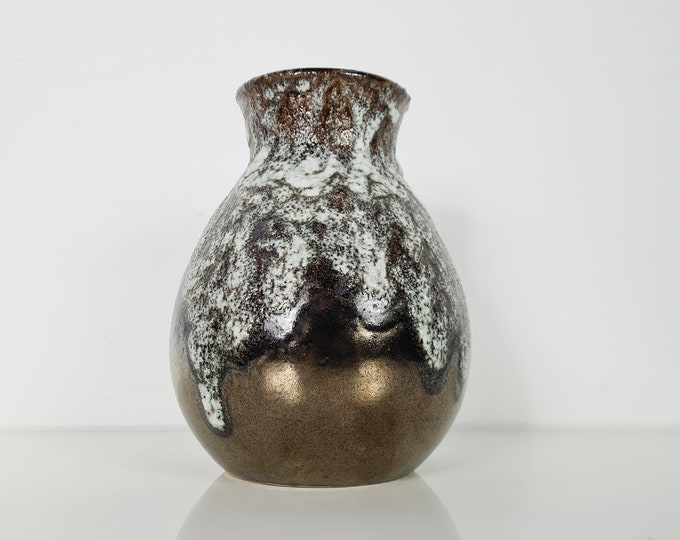 Featured listing image: Dümler & Breiden Fat Lava Vase 122/17 Germany