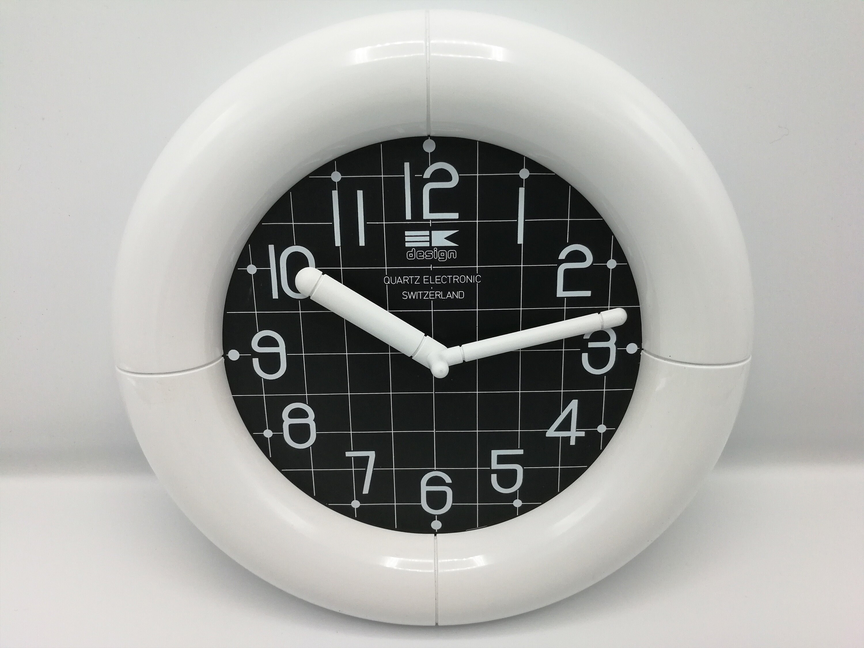 extra large digital 1980s clock desktop widget free download extra large digital 1980s clock desktop widget free download