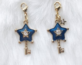 Star Key Clippie YOUR CHOICE of ONE Planner Charm, Zipper Charm, Zipper Pull, Purse Charm, Stitch Marker, Planner, Accessories