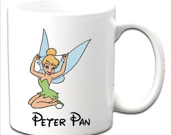 Tazas blancas personalizadas con estampado de Campanilla ~ PETER PAN ~ Cualquier nombre, mensaje, edad, etc.