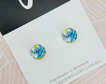 LILO & STITCH - Orecchini a bottone - Cupola in vetro - Bambina - Clip a bottone - Idea regalo - Idea natalizia.
