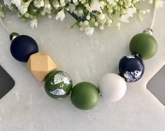 VERT OLIVE - collier - fait main - collier de perles en pâte polymère - granit vert olive kaki blanc marine gris - à vous de choisir