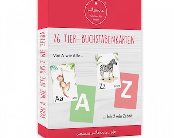 Könnte beinhalten: Ein Set mit 26 Alphabet-Karteikarten mit Tieren. Jede Karte zeigt eine farbenfrohe Illustration eines Tieres und den entsprechenden Buchstaben des Alphabets. Die Karten sind so konzipiert, dass Kinder das Alphabet und Tiernamen lernen können. Der Text auf der Schachtel lautet "26 TIER-BUCHSTABENKARTEN Von A wie Affe... bis Z wie Zebra www.nikima.de"