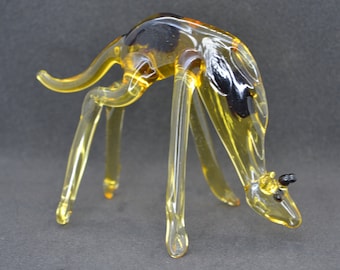 Glass giraffe figurine - Glass blown giraffe sculpture - Glass giraffe collectible ornament - Giraffe art glass paperweight - Handmade gifts