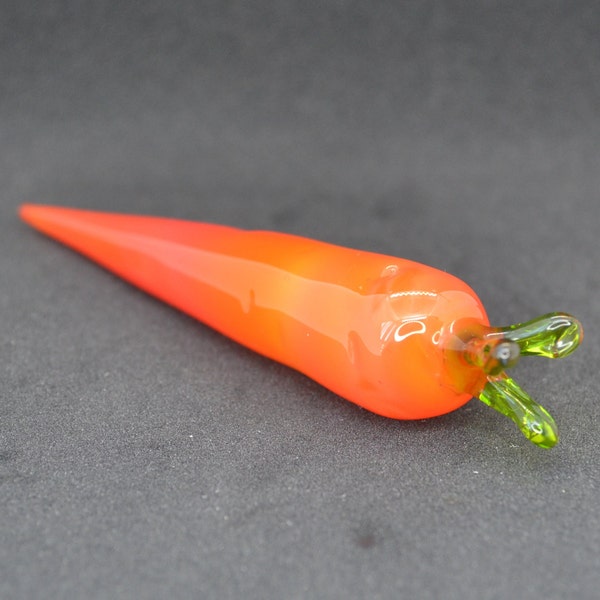 Red Glass Carrot Sculpture - Blown Glass Carrot Figurine - Handcrafted Carrot Decorative Vegetable - Tabletop Carrot Kitchen Decor