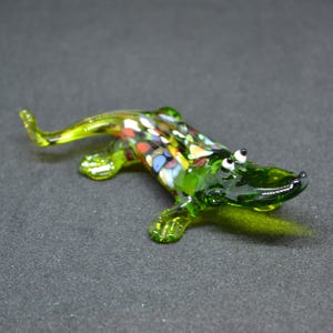 Glass Crocodile Statue – Handmade Blown Glass Crocodile Figurine – Small Crocodile Sculpture – Collectible Glass Animal – Crocodile Gifts
