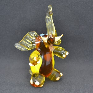 Glass elephant figurine - Glass blown elephant sculpture - Elephant art paperweight - Glass elephant statue gift - Elephant table decoration