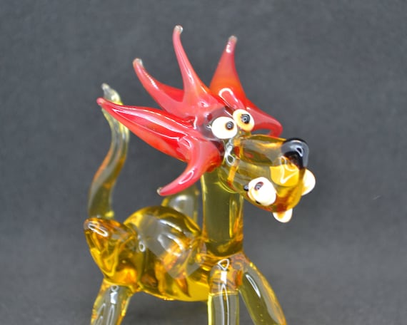 吹きガラスのライオンの置物：黄色のガラス彫刻、デスク装飾 - Etsy 日本
