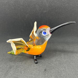 Glass hummingbird tabletop figurine - Collectible glass hummingbird statue - Blown Glass bird figurine - Handcrafted glass bird sculpture